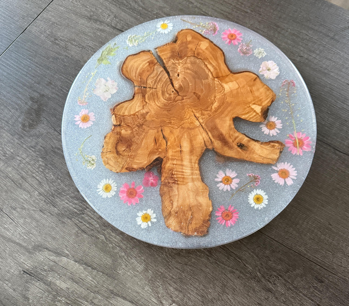 Handmade Charcuterie Platter featuring Olive Wood and Pressed Flowers