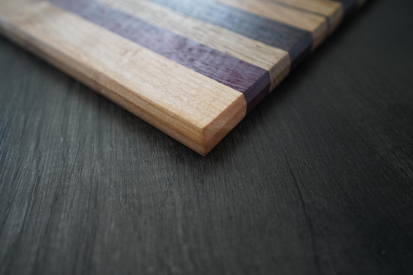 Handcrafted Cutting Board – Frontgrain White Oak, Cherry & Purpleheart