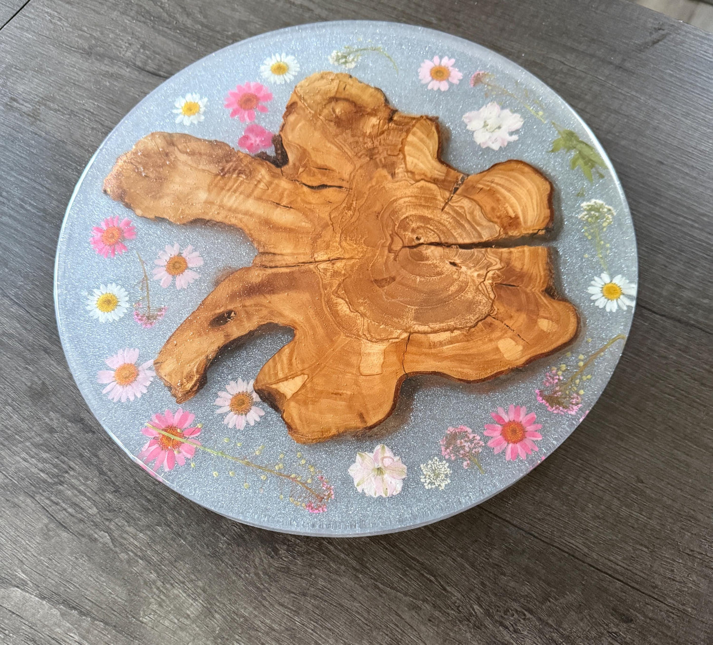 Handmade Charcuterie Platter featuring Olive Wood and Pressed Flowers